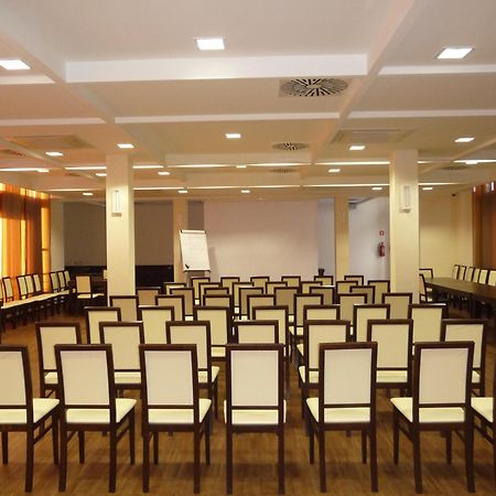 Hotel Aviator Kielce "Business Hotel Medical & Spa" Exterior foto