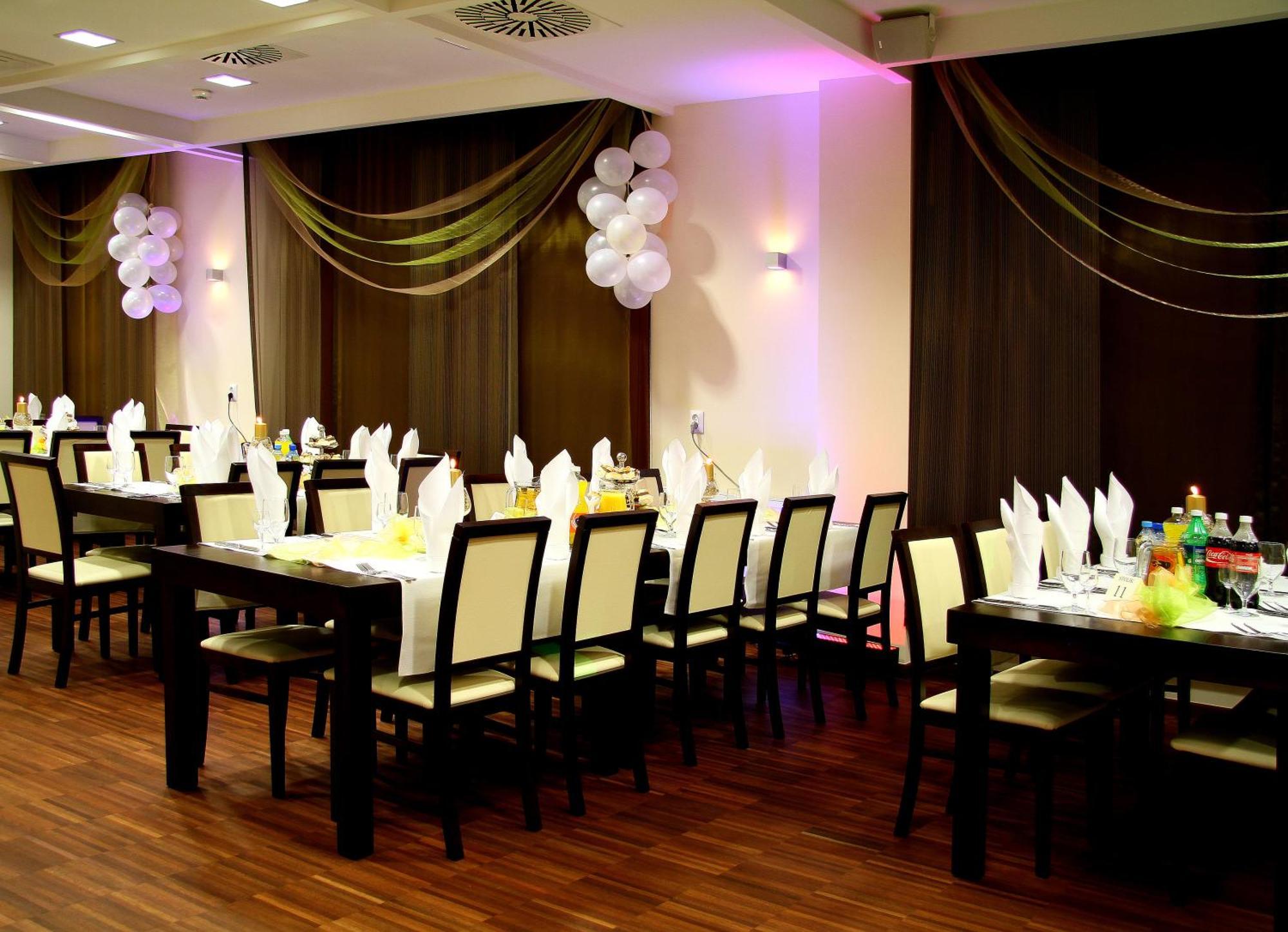 Hotel Aviator Kielce "Business Hotel Medical & Spa" Exterior foto